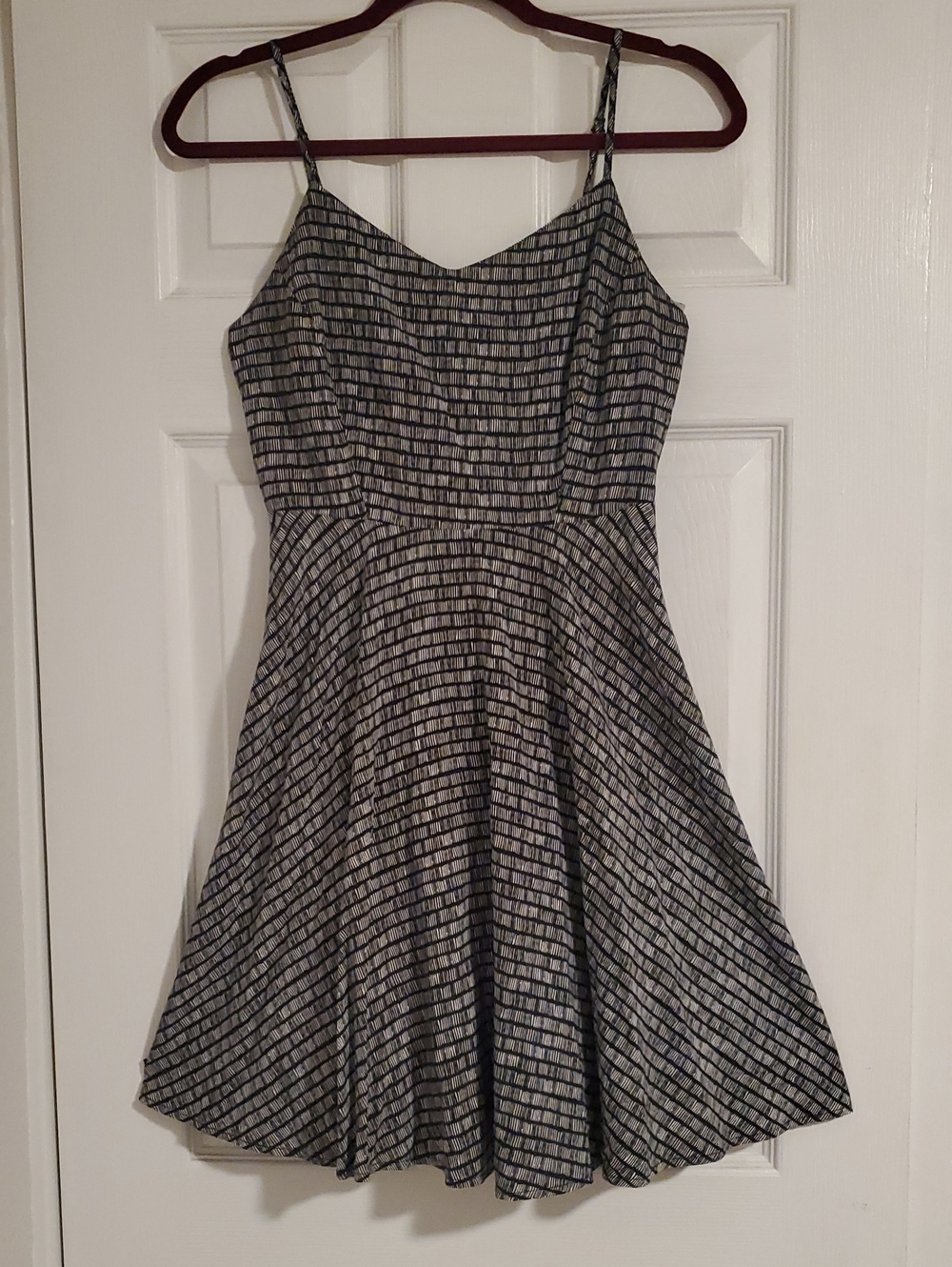 Old Navy Gray Patterned Spaghetti Strap Mini Dress